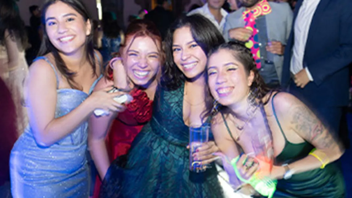 Graduaciones o cenas de fin de año en Boom Growth Partner, imagen 7 de 8